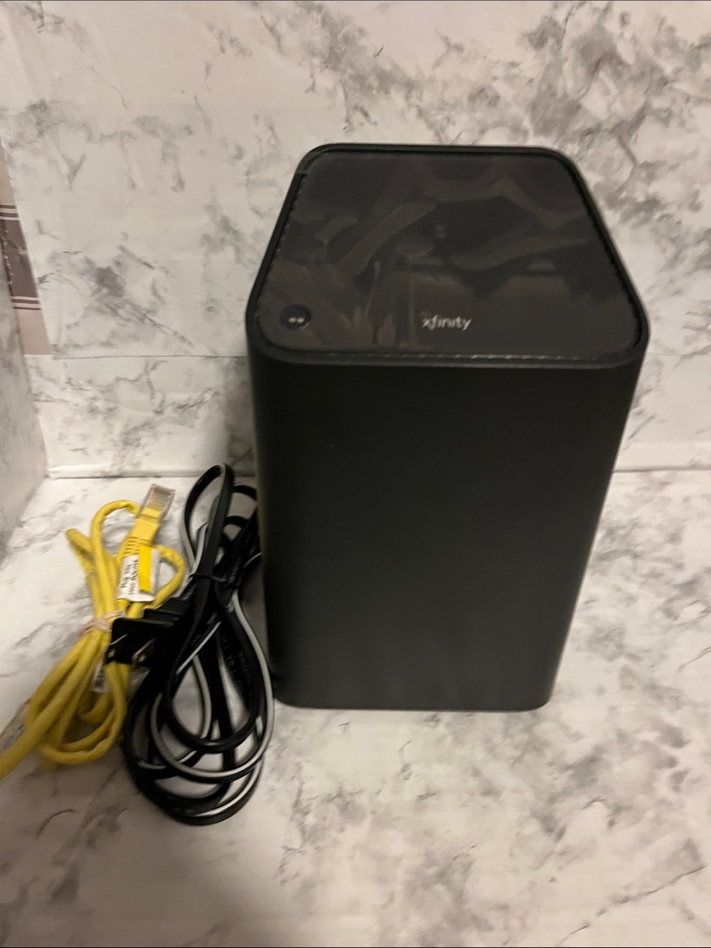 Comcast Xfinity XB6-T GIGABIT Modem WiFi Router Power Cord & cable TESTED works